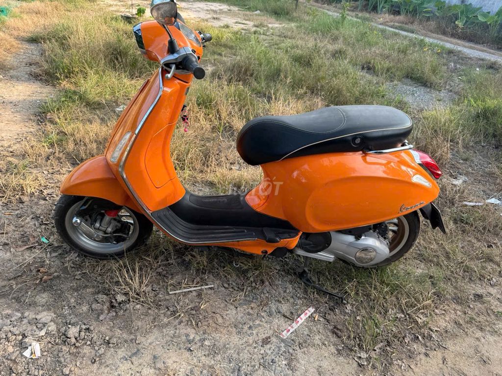 xe nhà đi cần bán vespa2015 gtdd chính chủ kí giấy. Mua bán Xe máy tại Huyện Hóc Môn Tp Hồ Chí Minh được đăng bởi Thanh Phong hình 4