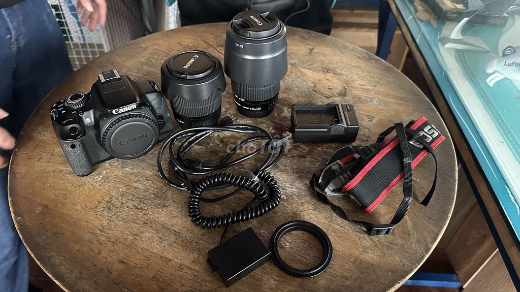 Máy ảnh Canon 650D kèm ống kính 18-55, 55-250stm. Mua bán Máy ảnh, Máy quay tại Huyện Hóc Môn Tp Hồ Chí Minh được đăng bởi Anh Tri Huynh Doan hình 1