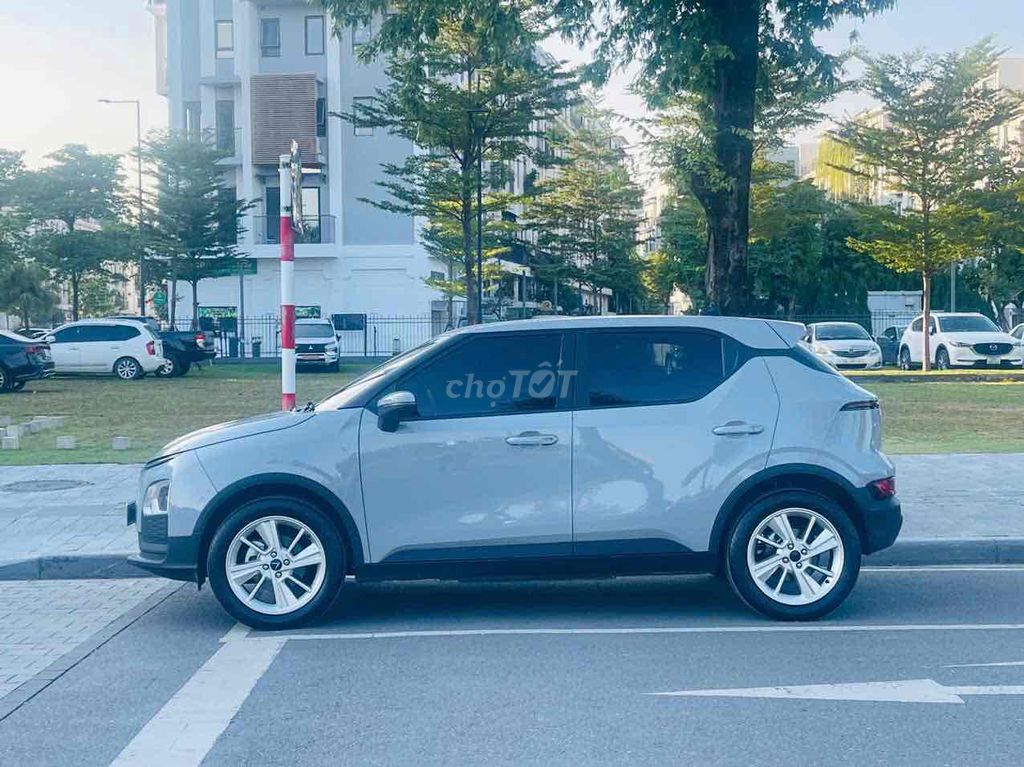 Vinfast VF5 Plus 2025 Xám mua pin 2,3 vạn km!. Mua bán Ô tô tại Quận Hoàng Mai Hà Nội được đăng bởi Dương Xuân Trường hình 4