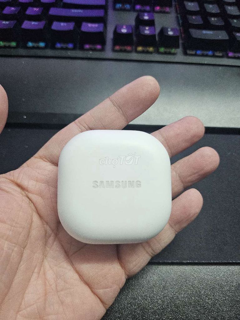 Tai nghe Samsung Buds 2 Pro Trắng đã qua sử dụng. Mua bán Tivi, Âm thanh tại Quận 12 Tp Hồ Chí Minh được đăng bởi Duy hình 1