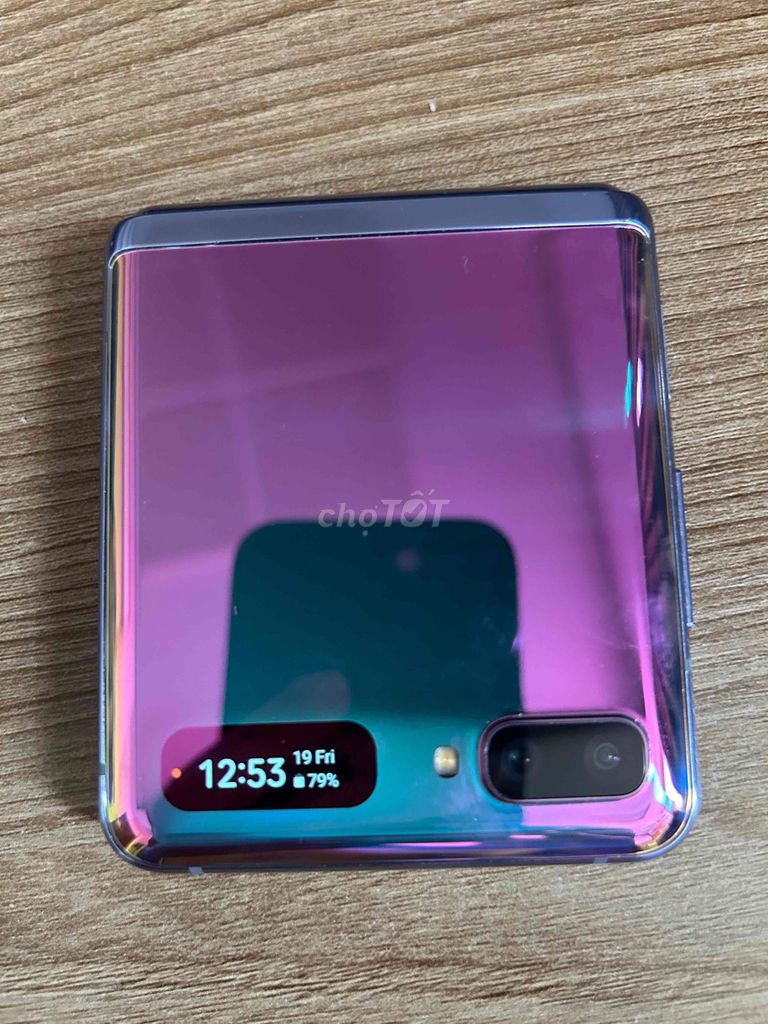 Samsung Galaxy Z Flip Tím Hư màn hình. Mua bán Điện thoại tại Quận Gò Vấp Tp Hồ Chí Minh được đăng bởi Nguyễn Tài hình 1