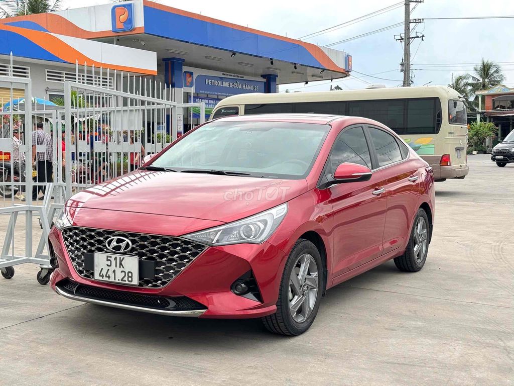 Hyundai Accent 2022 1.4 AT - 17000 km