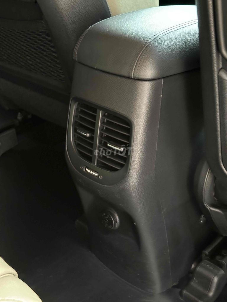 Kia Rondo 2019 Rondo GAT - 55000 km. Mua bán Ô tô tại Thành phố Buôn Ma Thuột Đắk Lắk được đăng bởi Hiếu Đắk Lắk hình 17