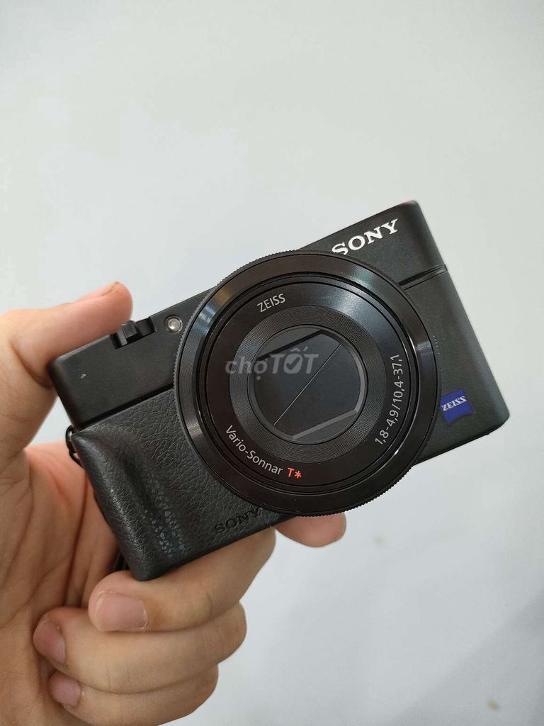 Sony RX100 Mark I Likenew99%