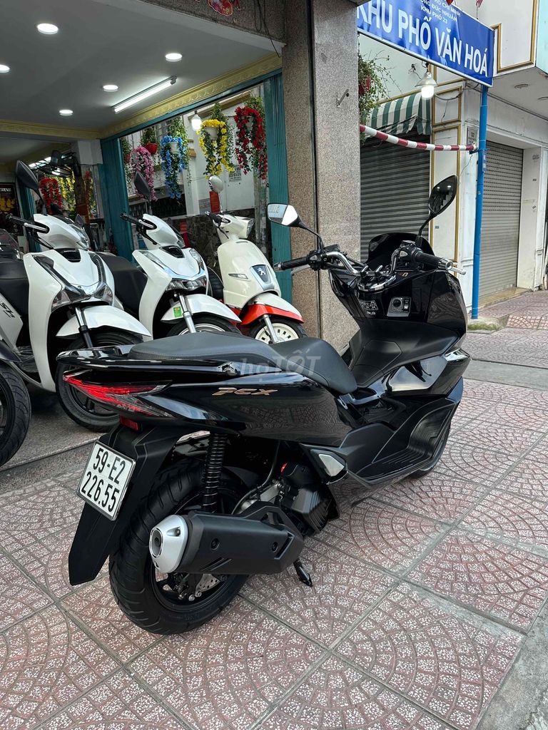 PCX 160 ABS + HSTC 2022 BSTP 22655 Chính Chủ. Mua bán Xe máy tại Quận Phú Nhuận Tp Hồ Chí Minh được đăng bởi Ngô Hà hình 3
