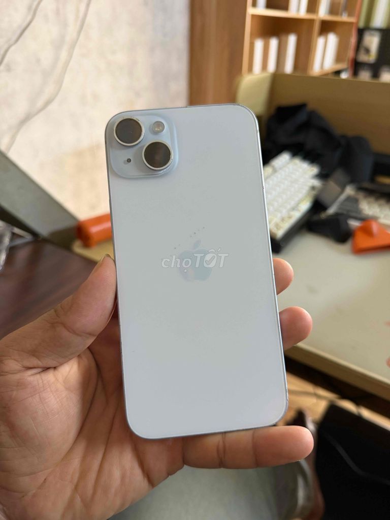 Apple iPhone 15 Plus 128GB Xám Đã sử dụng. Mua bán Điện thoại tại Huyện Cư M'gar Đắk Lắk được đăng bởi Đức Phúc hình 1