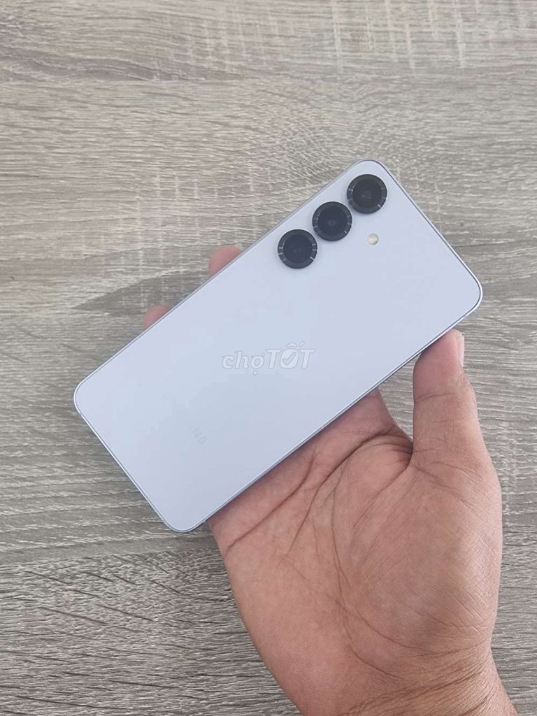 Samsung Galaxy S25 256GB Bạc Đã sử dụng. Mua bán Điện thoại tại Quận Gò Vấp Tp Hồ Chí Minh được đăng bởi Cửa hàng  KGPHONE STORE hình 1