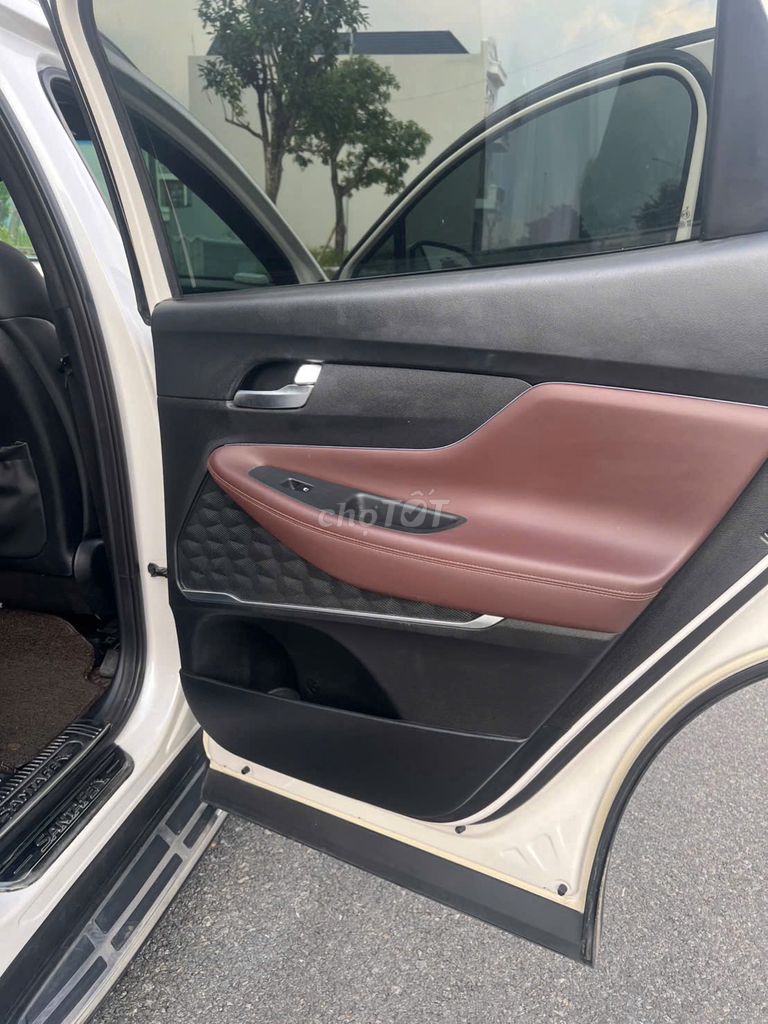 Hyundai Santa Fe 2020 2.4L Premium - 95000 km. Mua bán Ô tô tại Thành phố Hưng Yên Hưng Yên được đăng bởi Phạm trường hà hình 7