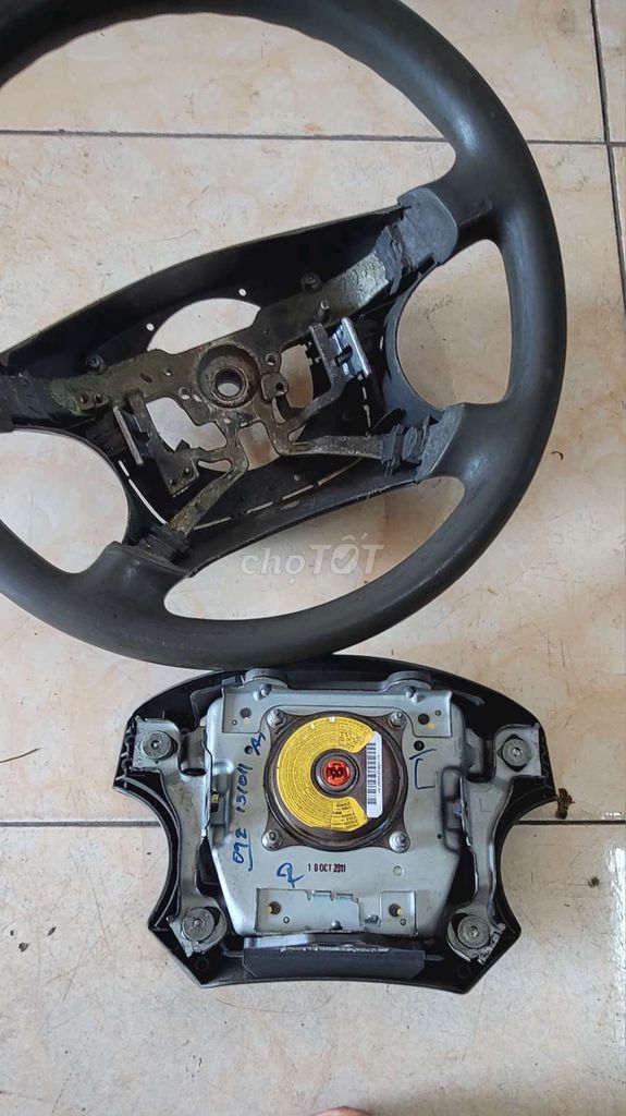 E thừa vô lăng inova bán cho bác nào cần. Mua bán Phụ tùng xe tại Huyện Hoằng Hóa Thanh Hóa được đăng bởi phong hình 3