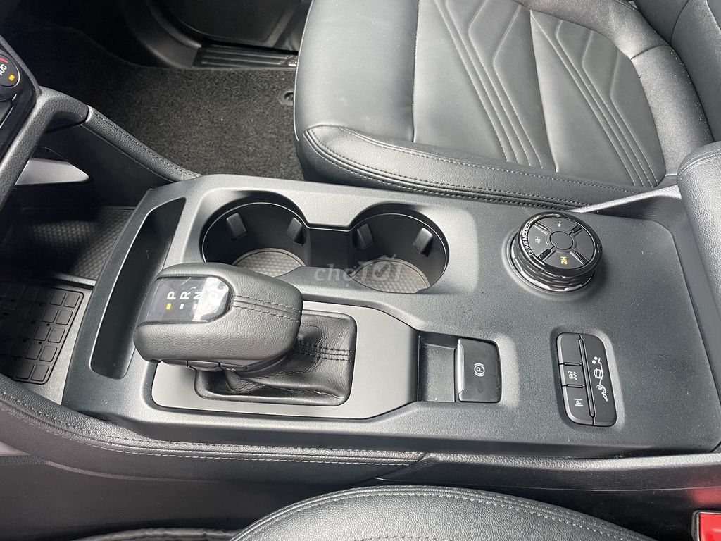 Ford Everest 2023 Titanium+ 2.0 AT 4x4 - 35000 km. Mua bán Ô tô tại Thành phố Phan Thiết Bình Thuận được đăng bởi Nhựt hình 14