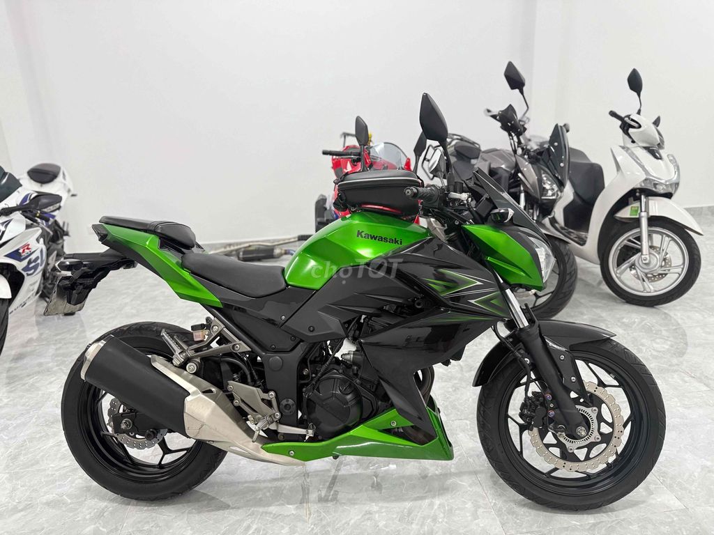 Z300 Chính chủ chạy lướt. Mua bán Xe máy tại Thành phố Thủ Đức Tp Hồ Chí Minh được đăng bởi Xe máy Hùng Huyền hình 1