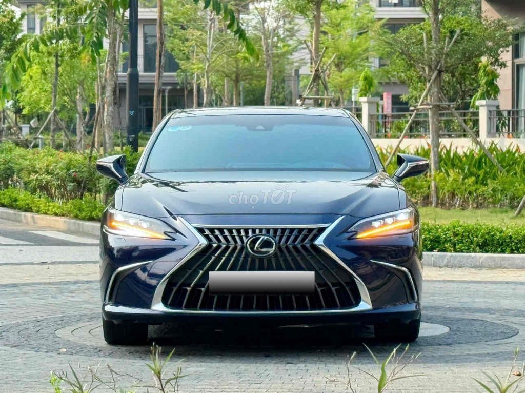 Cần Bán Chiếc Lexus ES250 Model 2020. Mua bán Ô tô tại Quận 7 Tp Hồ Chí Minh được đăng bởi Hoàng Trung hình 1
