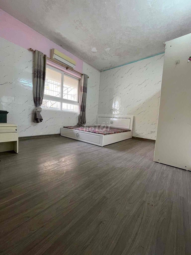 Квартира 3 спальни, 2 ванные, CT3A Me Tri Thuong, Ханой, с мебелью