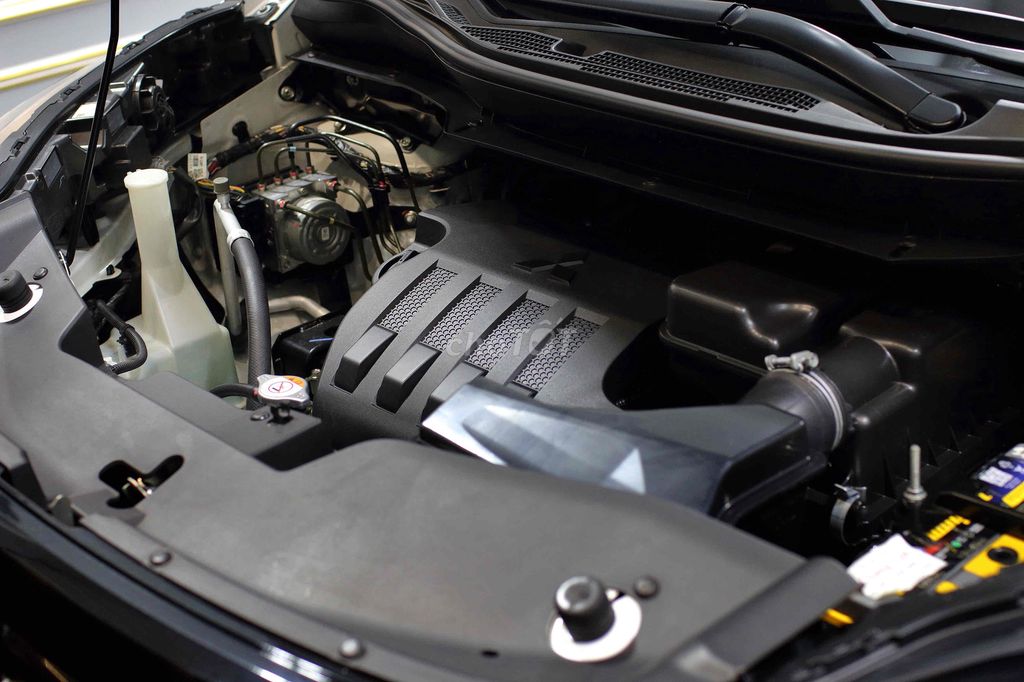 Mitsubishi Xpander Cross 2024 - 59000 km như mới. Mua bán Ô tô tại Huyện Bình Chánh Tp Hồ Chí Minh được đăng bởi Lê Nguyên hình 18