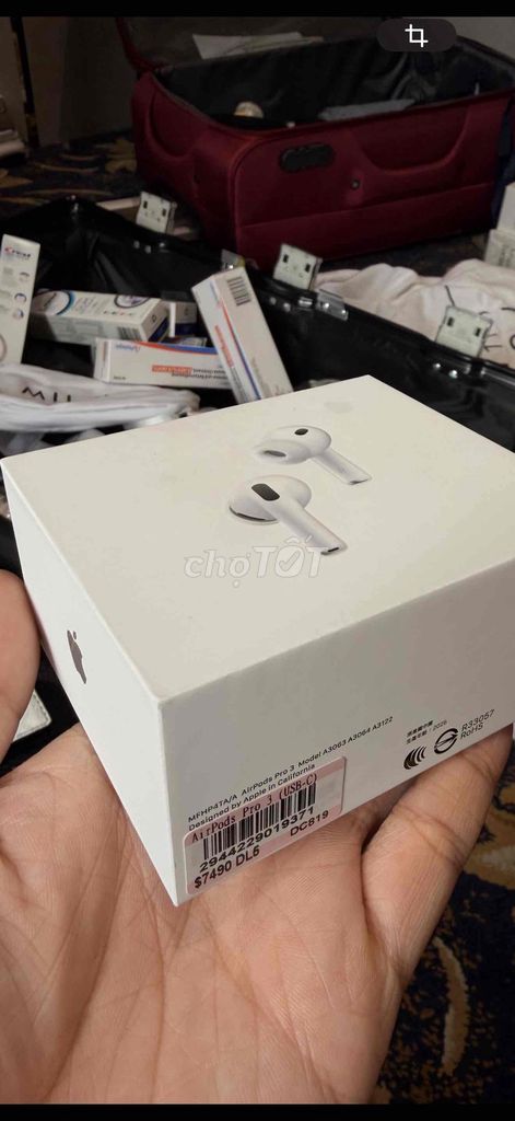 Tai nghe Bluetooth Apple AirPods Pro 3. Mua bán Tivi, Âm thanh tại Thành phố Vĩnh Long Vĩnh Long được đăng bởi Ngô Hoàng Long hình 1