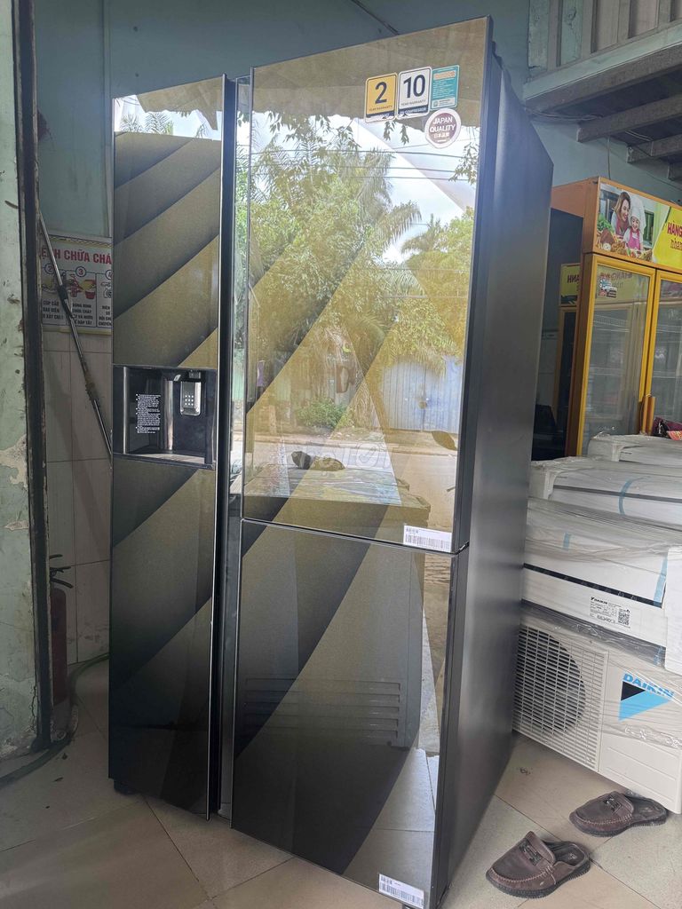 Tủ lạnh Hitachi 569L. Mua bán Tủ lạnh tại Thành phố Biên Hòa Đồng Nai được đăng bởi ĐIỆN MÁY CŨ VÀ MỚI BIÊN HOÀ hình 1
