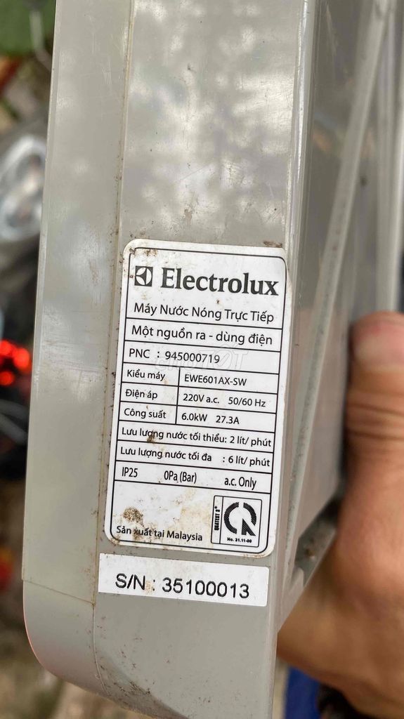 máy tắm electrolux k bơm