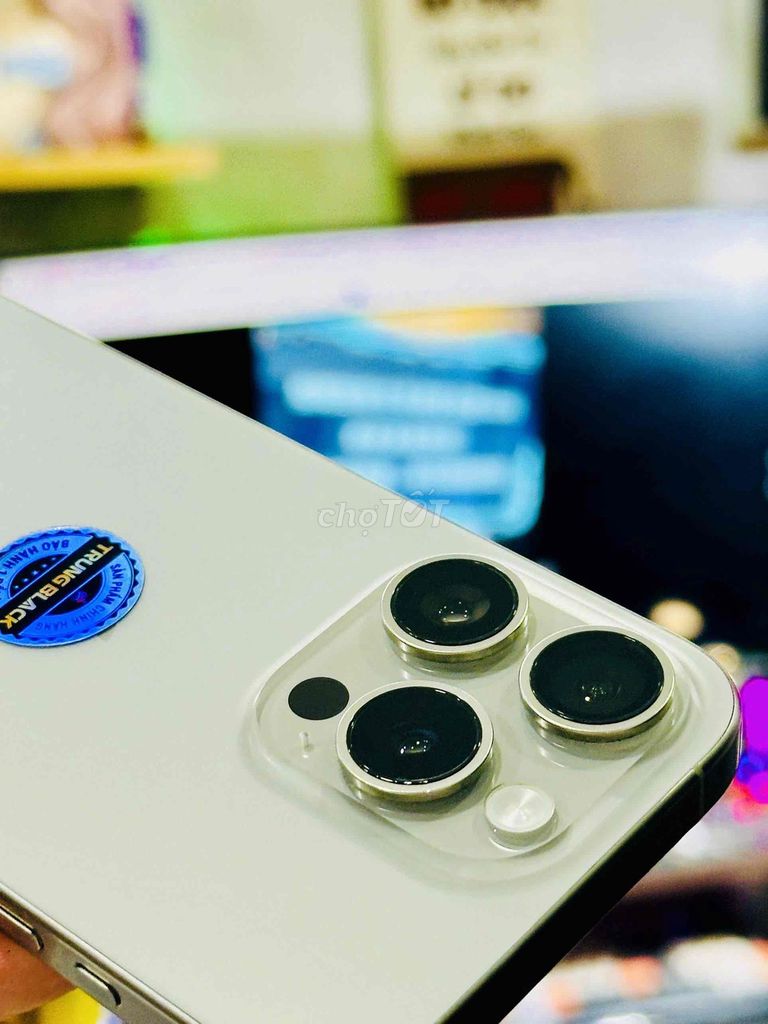 iPhone 15 Pro 256GB Bạc. Mua bán Điện thoại tại Thành phố Long Xuyên An Giang được đăng bởi Trung Black Long Xuyên hình 1