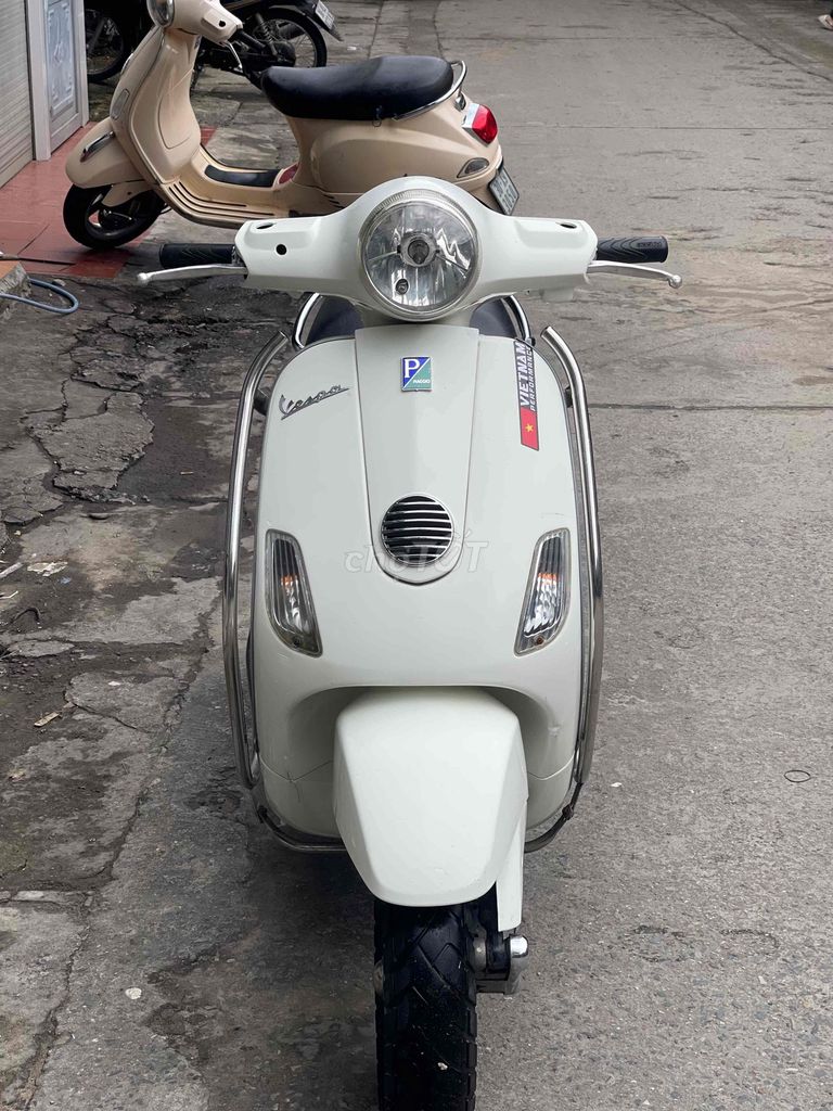 VESPA LX 125 xe chính chủ muốn bán. Mua bán Xe máy tại Quận Nam Từ Liêm Hà Nội được đăng bởi VÂN ANH hình 6