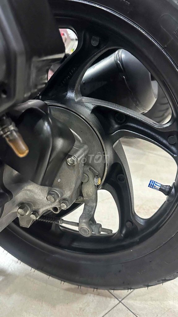Honda Vison 2020.BSTP.Chính chủ.Khoá Makey.. Mua bán Xe máy tại Quận 6 Tp Hồ Chí Minh được đăng bởi Cửa Hàng Xe Máy Hoà Bùi hình 4