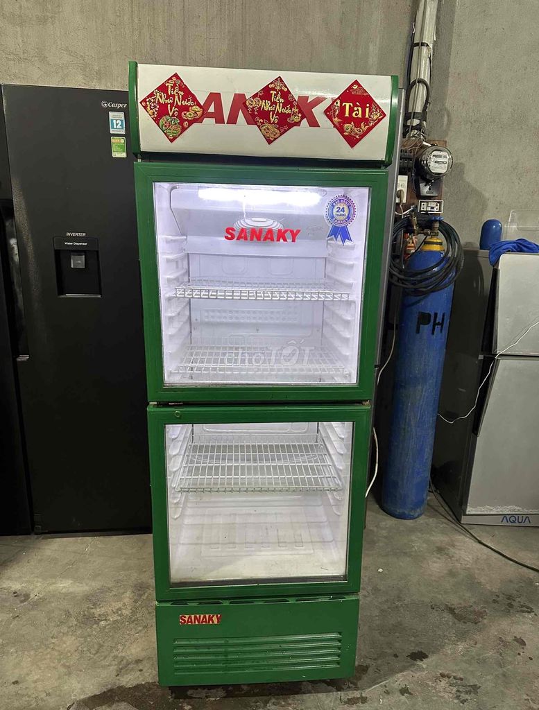 Tủ mát Sanaky 300L chạy tốt. Mua bán Tủ lạnh tại Thành phố Dĩ An Bình Dương được đăng bởi MẠNH PHÁT  hình 1