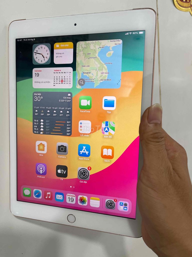 bán ipad gen6 mvt máy có 3gb pin 100% sài mượt