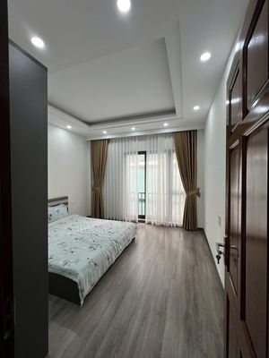 CHO THUÊ NHÀ MỚI NGUYÊN CĂN NGUYỄN SƠN, LONG BIÊN. Cho thuê nhà ở tại Quận Long Biên Hà Nội được đăng bởi Xuân Thủy