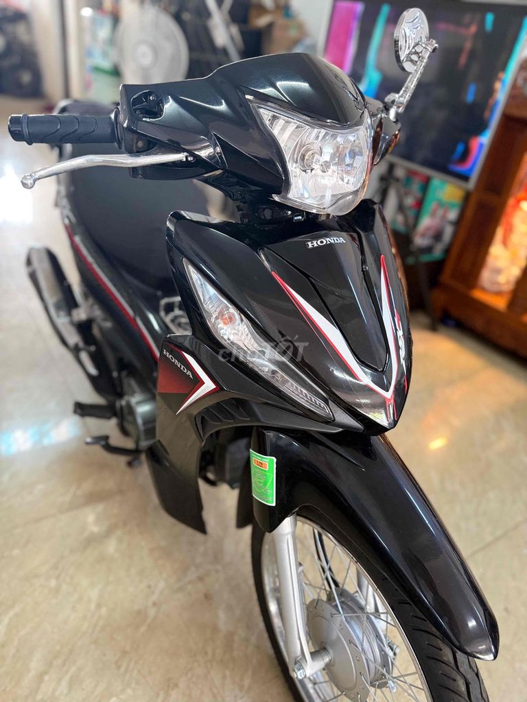 wave rsx Fi. Mua bán Xe máy tại Thành phố Buôn Ma Thuột Đắk Lắk được đăng bởi ĐàM tý hình 3