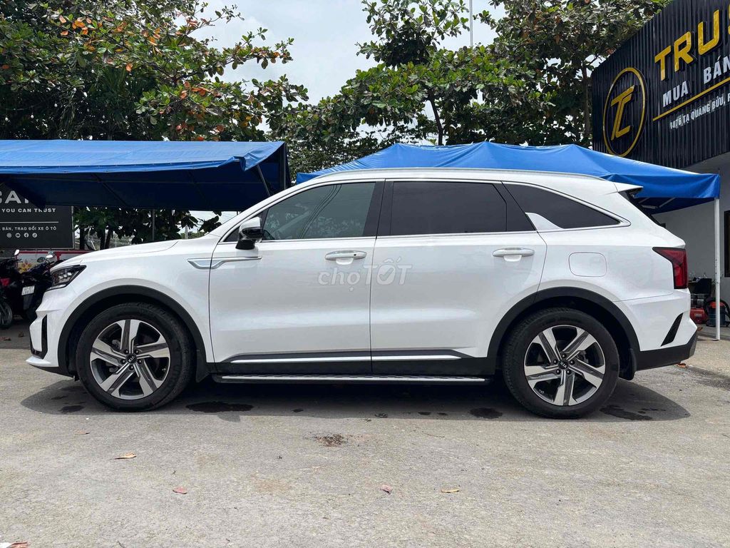 Kia Sorento 2022 Signature 2.5 AT AWD - 30000 km. Mua bán Ô tô tại Quận 8 Tp Hồ Chí Minh được đăng bởi Cửa hàng ô tô cũ TRUST CARS hình 5