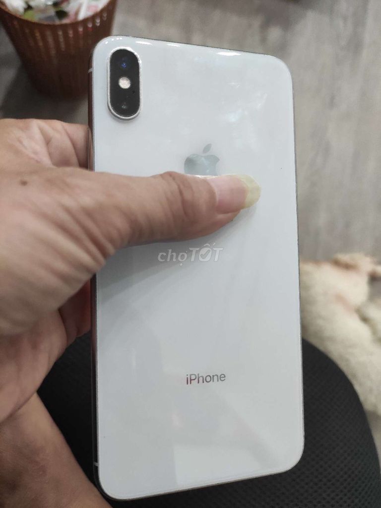 iPhone XS Max 64GB Trắng. Mua bán Điện thoại tại Quận Hoàng Mai Hà Nội được đăng bởi Bun hình 1