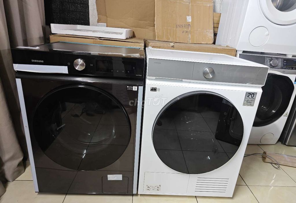 Máy giặt sấy Samsung 12kg/7kg mới nguyên seal. Mua bán Máy giặt tại Quận Nam Từ Liêm Hà Nội được đăng bởi Ngoc Nguyen hình 1