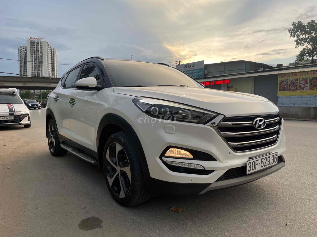 Hyundai Tucson 2018 bản ful 1.6 AT Turbo. Mua bán Ô tô tại Quận Hoàng Mai Hà Nội được đăng bởi tran duc khien hình 2