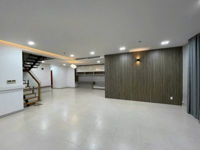 Аренда · 3 комн. · 195 м² · Quận Tân Bình, ул. Phổ Quang