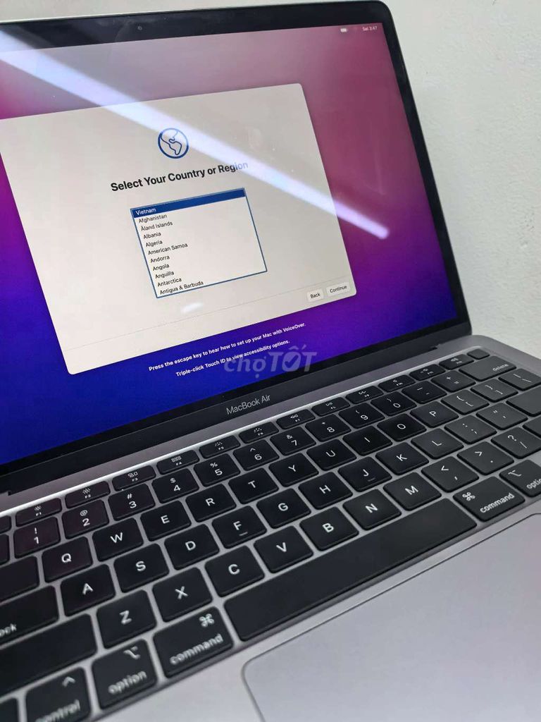 Apple MacBook Air 2020 i3 8GB/256GB. Mua bán Laptop tại Quận Phú Nhuận Tp Hồ Chí Minh được đăng bởi Võ Văn Anh hình 1