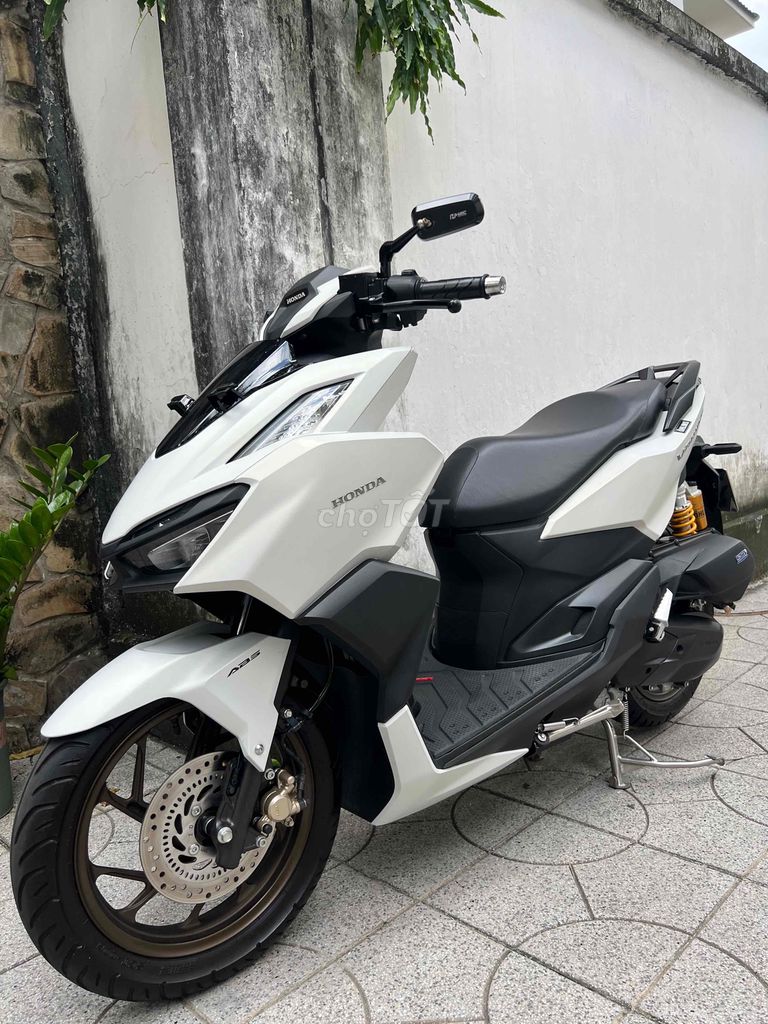 vario160 ABS nhập indo xe trùm mền ohlins 231 new. Mua bán Xe máy tại Thành phố Thủ Đức Tp Hồ Chí Minh được đăng bởi Ha hình 5