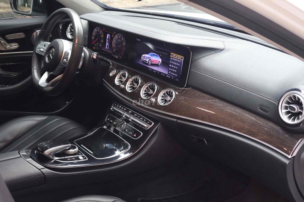 Mercedes Benz E250 AMG model 2018 lên E63. Mua bán Ô tô tại Quận 8 Tp Hồ Chí Minh được đăng bởi Khoa nguyễn hình 10