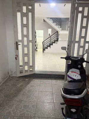 Nhà phố 38 m² · 2 PN · Đường Huỳnh Văn Bánh