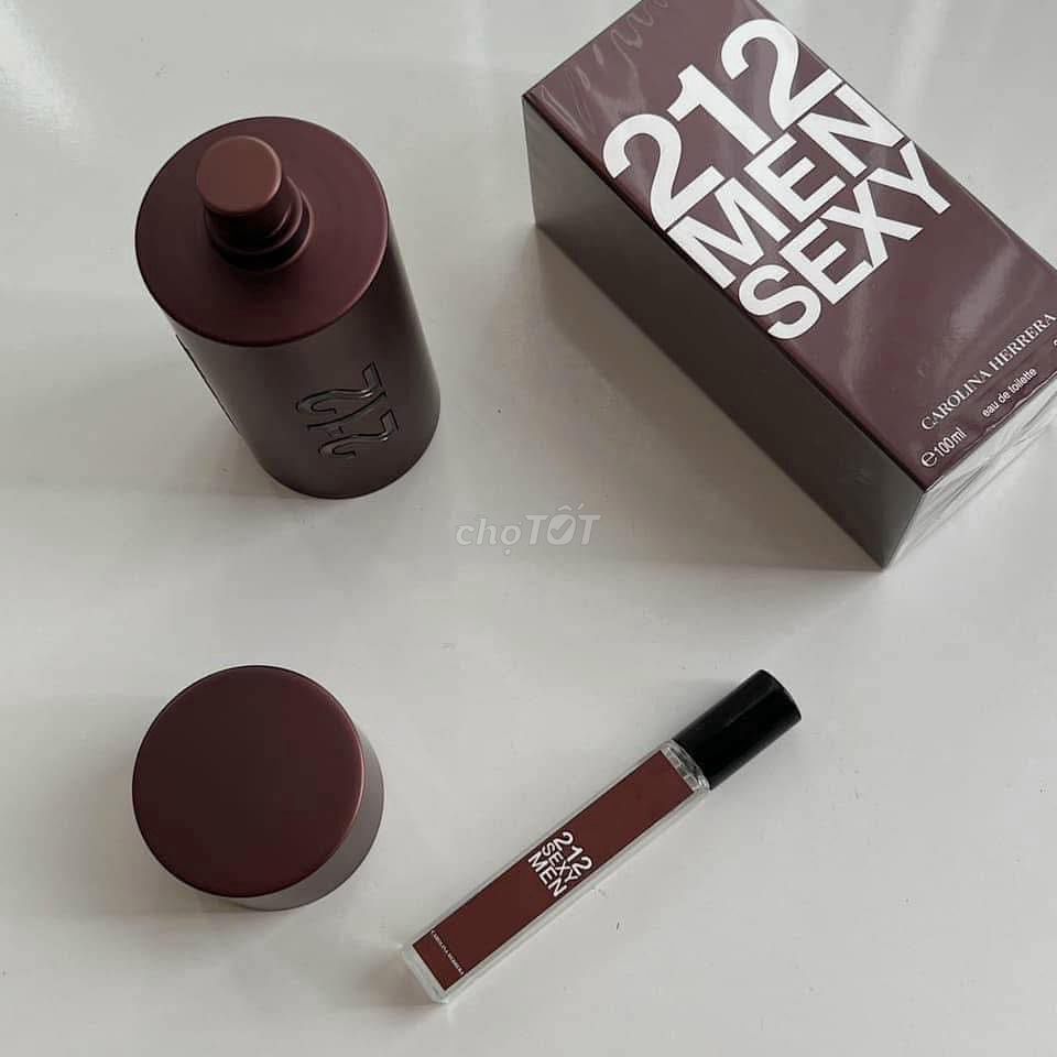 Nước hoa Carolina Herrera 212 Sexy Men Nam 10ml. Mua bán Nước hoa tại Quận Cẩm Lệ Đà Nẵng được đăng bởi Perfume Nước hoa chính hãng Chuyên xách tay hình 1