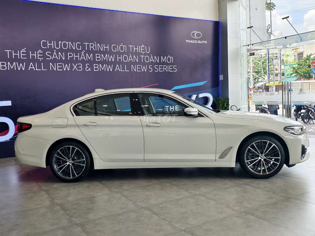BMW 520i G30 LCI Lăn bánh thấp hơn giá niêm yết. Mua bán Ô tô tại Quận Bình Tân Tp Hồ Chí Minh được đăng bởi Trung Nguyễn BMW HCM hình 15
