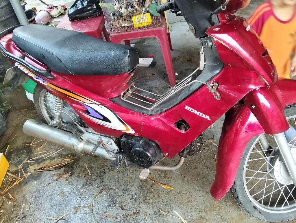 Xe máy Honda Wave ZX màu đỏ, động cơ nguyên bản. Mua bán Xe máy tại Thành phố Huế Thừa Thiên Huế được đăng bởi Hothuykhiem Ho hình 3