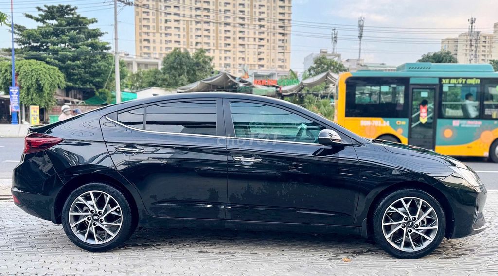 Hyundai Elantra 2022 2.0 AT - 19000 km. Mua bán Ô tô tại Quận 10 Tp Hồ Chí Minh được đăng bởi ĐỨC XE LƯỚT hình 3