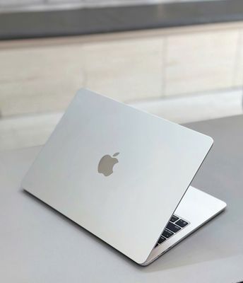 MacBook Air M4 Bạc 256GB Lướt Chính hãng Sạc Ít