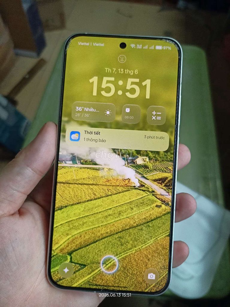Oppo Reno 13 5G 256GB Bạc Vỡ lưng. Mua bán Điện thoại tại Quận Hoàng Mai Hà Nội được đăng bởi vĩ hình 1