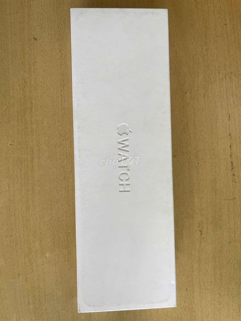 Apple Watch Series 11 46mm Gold Ti Gold Mil Lp S/M. Mua bán Thiết bị đeo thông minh tại Quận 7 Tp Hồ Chí Minh được đăng bởi Anna Pham hình 1