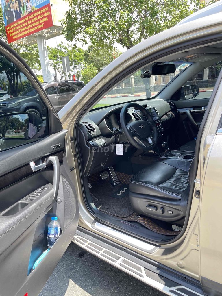 Bán Kia Sorento đời  2015 GATH - 92000 km