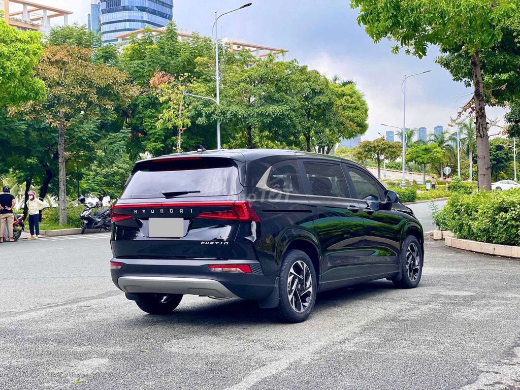 Hyundai custin 2.0AT- 10000 km. Mua bán Ô tô tại Thành phố Thủ Đức Tp Hồ Chí Minh được đăng bởi Ms Hiệp  hình 4