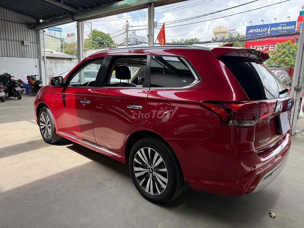 Mitsubishi Outlander 2022 Premium 2.0. Mua bán Ô tô tại Thành phố Thủ Đức Tp Hồ Chí Minh được đăng bởi Long Auto Vạn Phúc hình 4