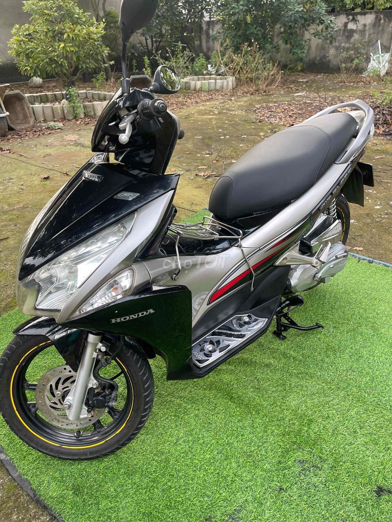 cần bán air blade. Mua bán Xe máy tại Thị xã Phú Mỹ Bà Rịa - Vũng Tàu được đăng bởi Lê  Thanh Hải  hình 10