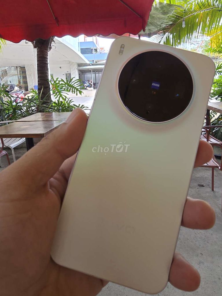 Vivo X300 Dimensity 9500 12GB/256GB. Mua bán Điện thoại tại Thành phố Bến Tre Bến Tre được đăng bởi Lê Trường hình 1