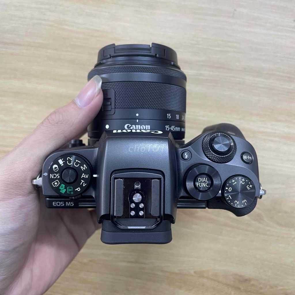 Máy ảnh Canon EOS M5 EF-M 15-45mm Đen. Mua bán Máy ảnh, Máy quay tại Huyện Thanh Trì Hà Nội được đăng bởi Nguyễn Đức Tuấn hình 1